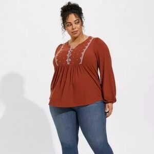 Torrid Textured Jersey V-Neck Embroidered
Yoke Long Sleeve Top